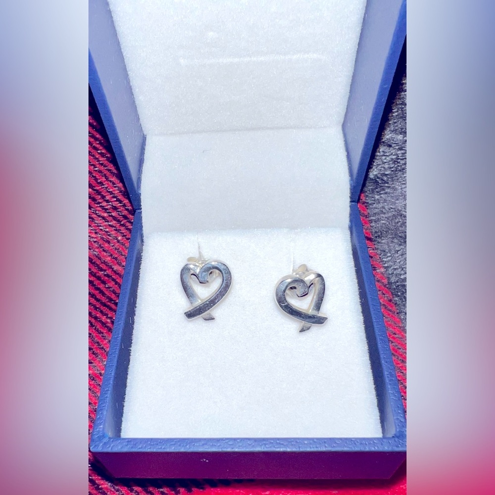 Pre loved Tiffany & co. Paloma Picasso heart earrings